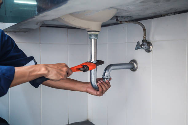 Best Emergency Plumber  in Oronoque, CT